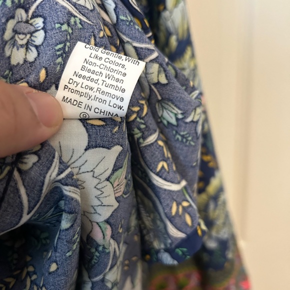 🔥💙Bohemian Floral Blouse - Navy and Pink - Picture 4 of 5